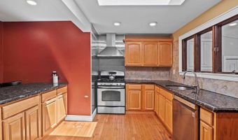 76 S Airmont Rd, Airmont, NY 10901