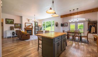 300 Fisher Rd, Athens, OH 45701