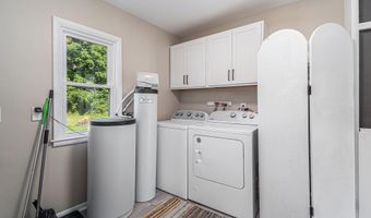 6821 Chapin Ave SE, Alto, MI 49302
