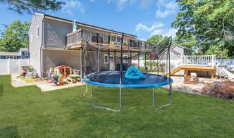 3 Widgeon Dr, Bayville, NJ 08721