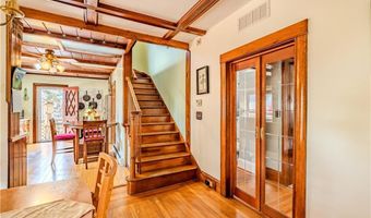 17 Marden St, Cranston, RI 02910