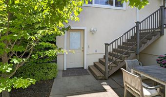 161 Sunnyview Dr, Ashland, OR 97520