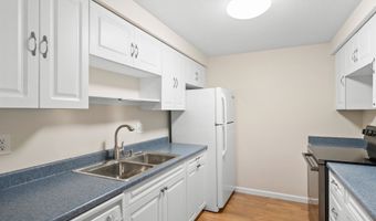 9630 SW MARJORIE Ln 1, Beaverton, OR 97008