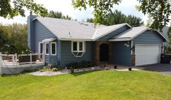 5634 142nd St W, Apple Valley, MN 55124