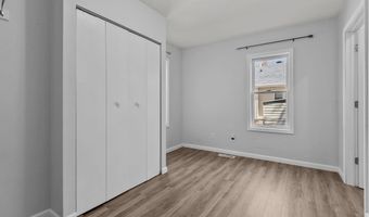 814 S MASON St, Appleton, WI 54914