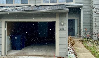 795 Watersedge Dr, Ann Arbor, MI 48105