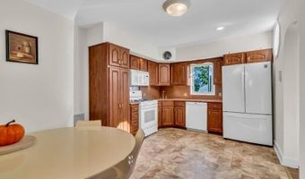 92 Fairway Ave, Belleville, NJ 07109