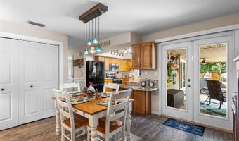 204 ESSARY St N, Auburndale, FL 33823