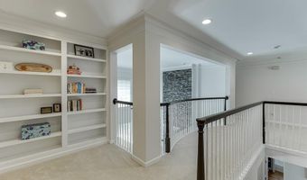 3313 Glen Devon Ln, Berkeley Lake, GA 30096