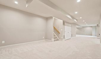 19704 STANFORD HALL Pl, Ashburn, VA 20147