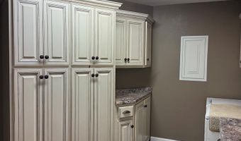 57 Brandon St, Baxley, GA 31513