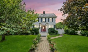 118 Grant Ave, Albertson, NY 11507