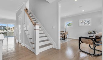 33 Amherst Dr, Bayville, NJ 08721