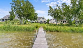 6097 Summerside Dr, Alanson, MI 49706