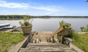 3992 Grandview Ave, Allegan, MI 49010