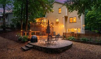 3609 Hermitage Dr, Berkeley Lake, GA 30096