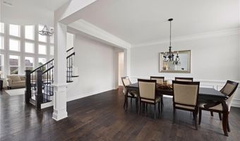 220 Briar Hollow Ln, Woodstock, GA 30188