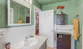 76 Sabra St, Cranston, RI 02910