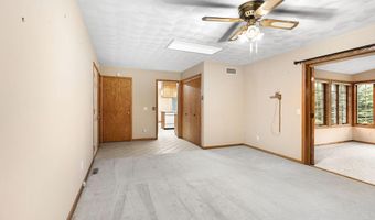 307 14th Pl NW, Austin, MN 55912