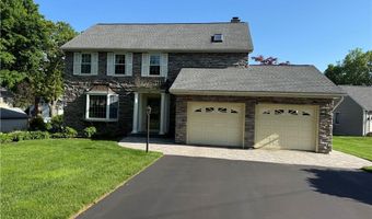 60 Farm Dr, Cumberland, RI 02864