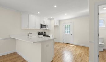 205-207 Bedford St, Abington, MA 02351