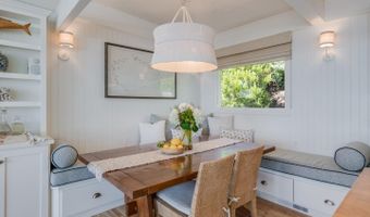 621 Beach Dr, Aptos, CA 95003