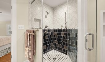 811 26TH Pl S, Arlington, VA 22202