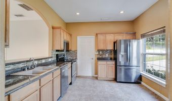 700 LAKE FRANCIS Dr, Apopka, FL 32712