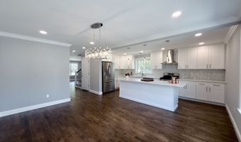420 Greenwood St, Bridgeport, CT 06606