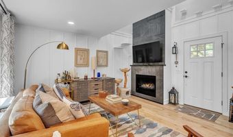1 Fried Ave, Bristol, RI 02809