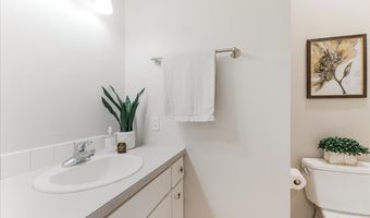 15109 2ND St, Aurora, OR 97002