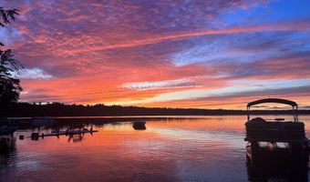 301 PRIDE FARM Rd, Falmouth, ME 04105