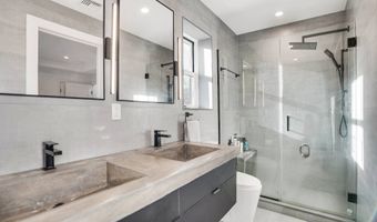 55 Bay View Ave, Amagansett, NY 11930