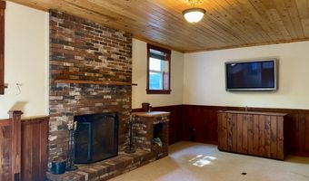 2 Mountain Ave, Bar Harbor, ME 04609