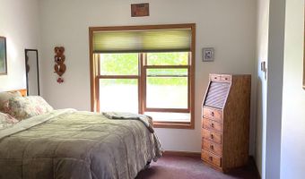 5014 Waller St, Ames, IA 50014
