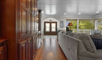 1099 Campbell Dr, Biloxi, MS 39532