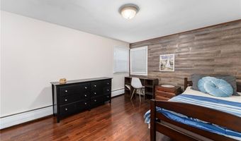 84 Hickory Dr, East Greenwich, RI 02818