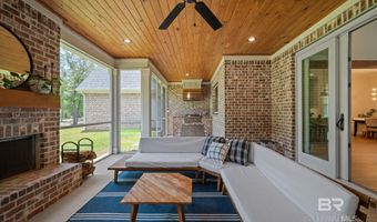 8194 Dixon Rd, Bay Minette, AL 36507