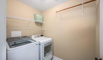 407 Maple Creek Ct, Apex, NC 27502