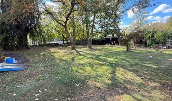 967 Sunrise Hwy, Long Island City, NY 11704