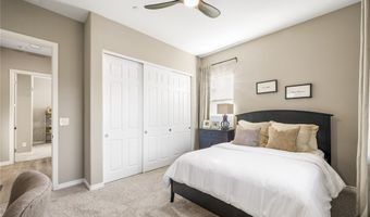 17 Reflection Cove Dr, Henderson, NV 89011