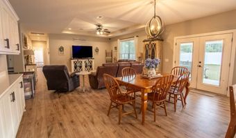 486 Old Blackshear Rd, Baxley, GA 31513