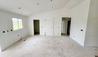 7093 Kettle Dale Ave SE, Alto, MI 49302