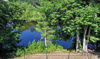 8 Riverside Dr, Allenstown, NH 03275