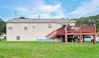 80 TOMAHAWK Trl, Cranston, RI 02921