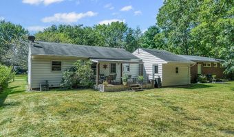 357 Maplewood Dr, Alliance, OH 44601