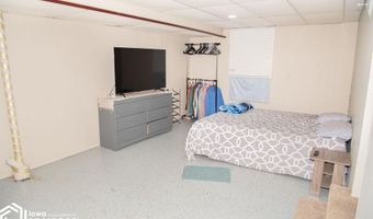 311 S D St, Albia, IA 52531