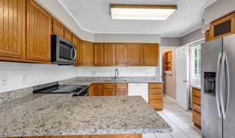 7105 Mandarin Dr, Biloxi, MS 39532