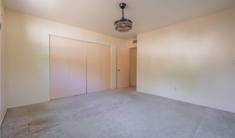4864 E Mckinnon Dr, Anaheim, CA 92807
