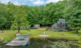 18 W Huntress Pond Rd, Barnstead, NH 03225